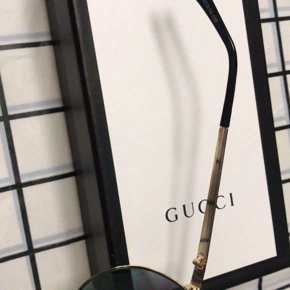 Women's sunglasses gradient gucci - Picture 4 of 7